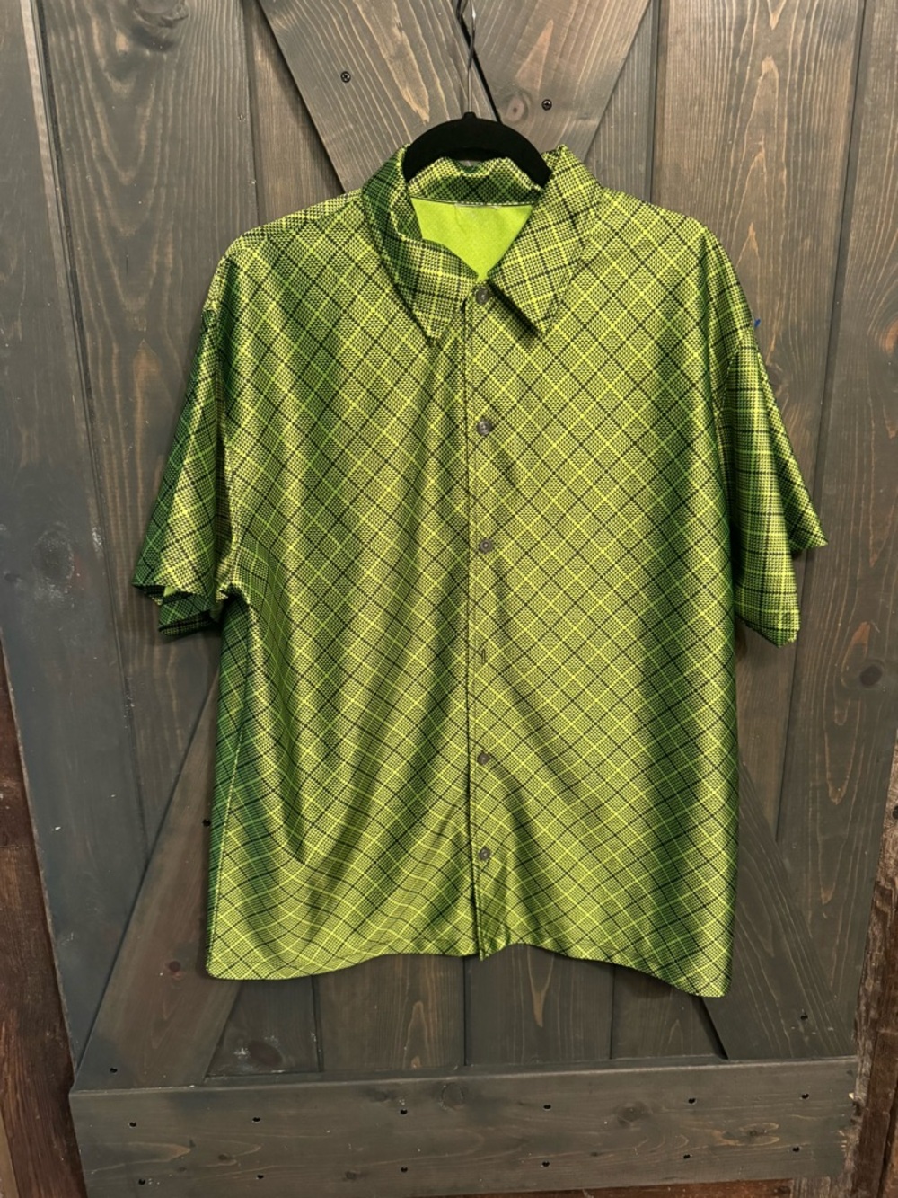 Men's Lime Green Short-Sleeve Button-Up Shirt
